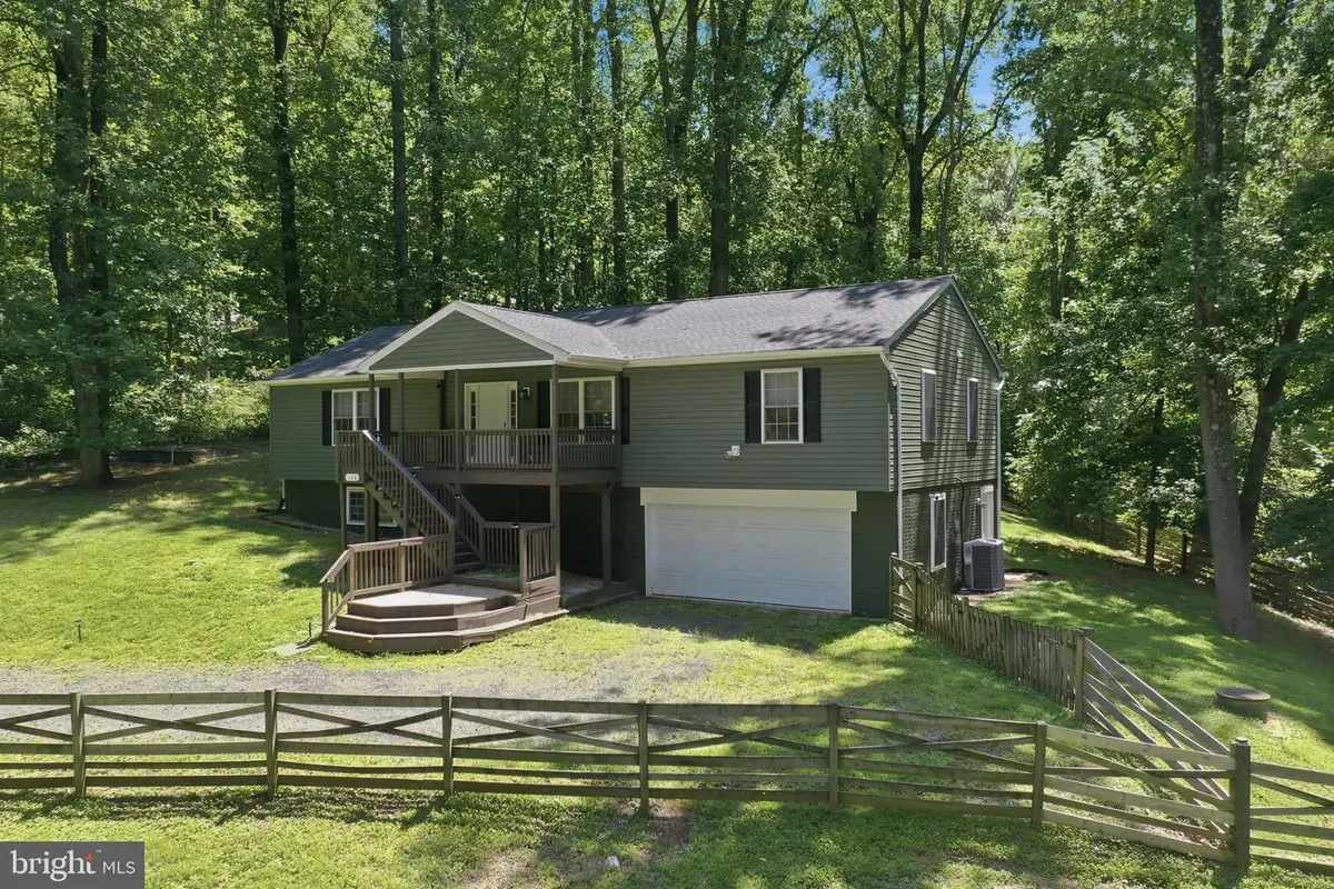 128 Orchard Lagoon Dr, Linden, VA 22642 - #1
