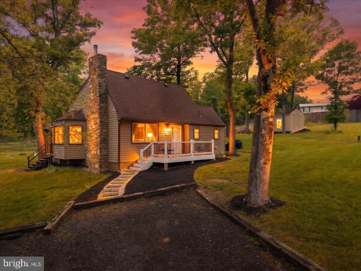 369 Mountain Lake Dr, Front Royal, VA 22630 - #1