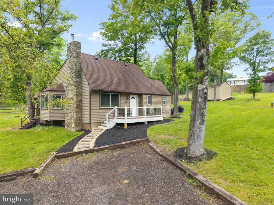 369 Mountain Lake Dr, Front Royal, VA 22630 - #2