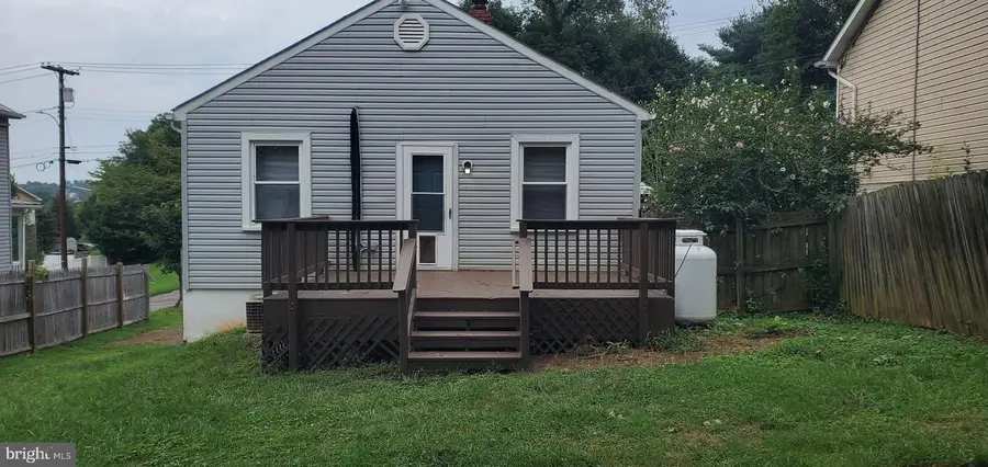 518 Carter St, Front Royal, VA 22630 - #3
