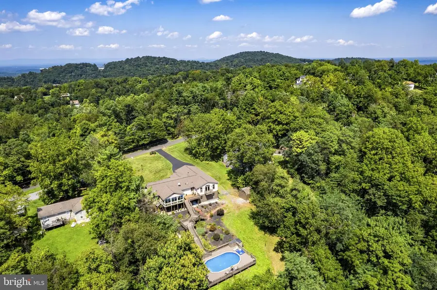 149 King David Dr, Linden, VA 22642 - #3