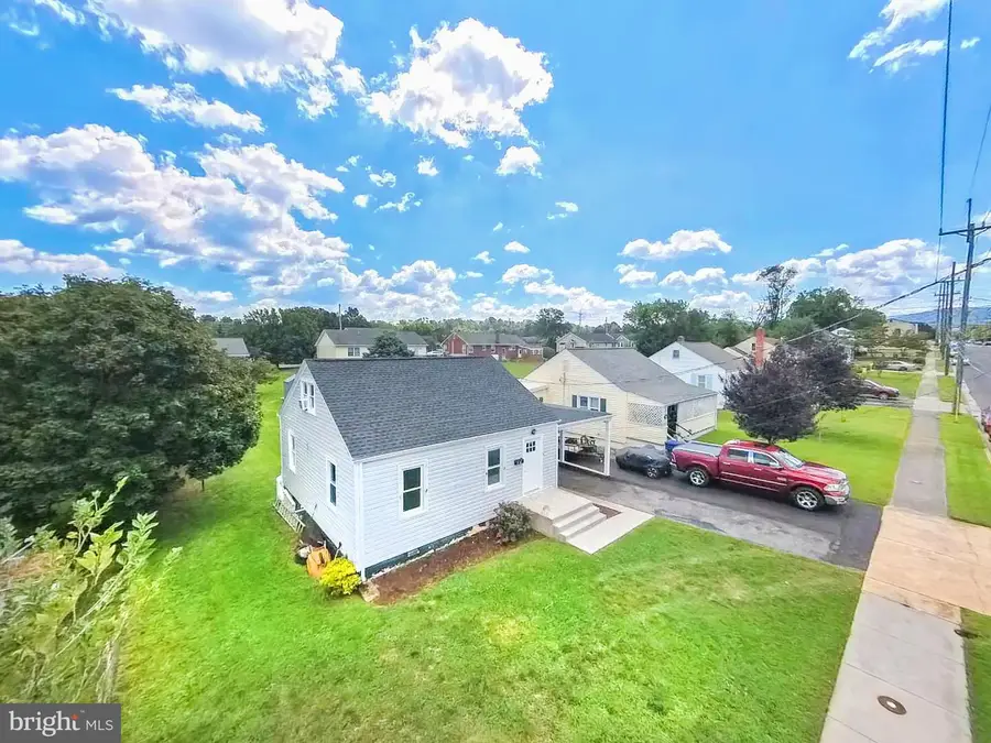 637 Manassas Ave, Front Royal, VA 22630 - #2