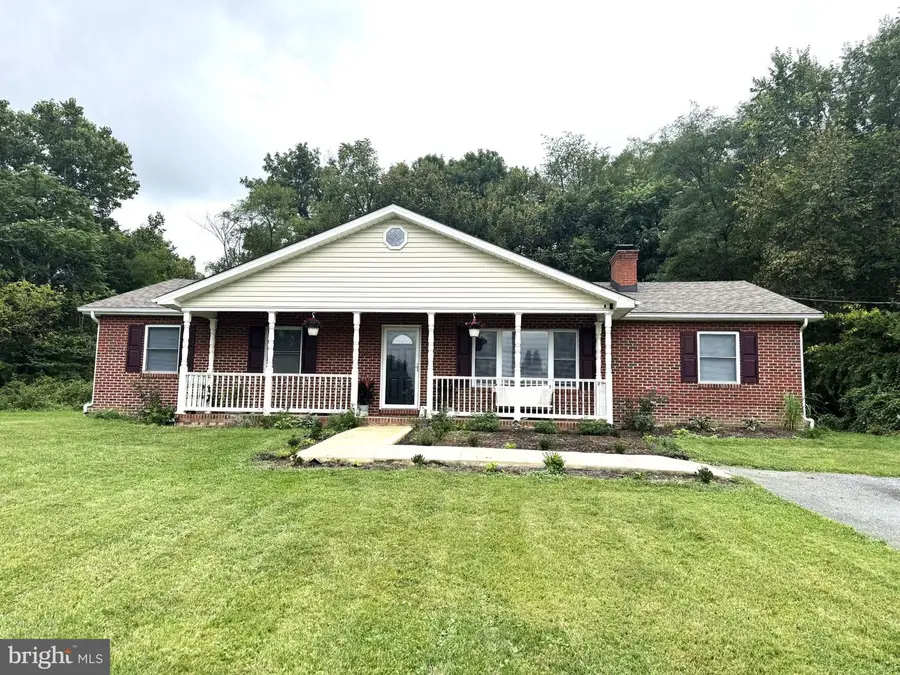 6075 Strasburg Rd, Strasburg, VA 22657 - #2