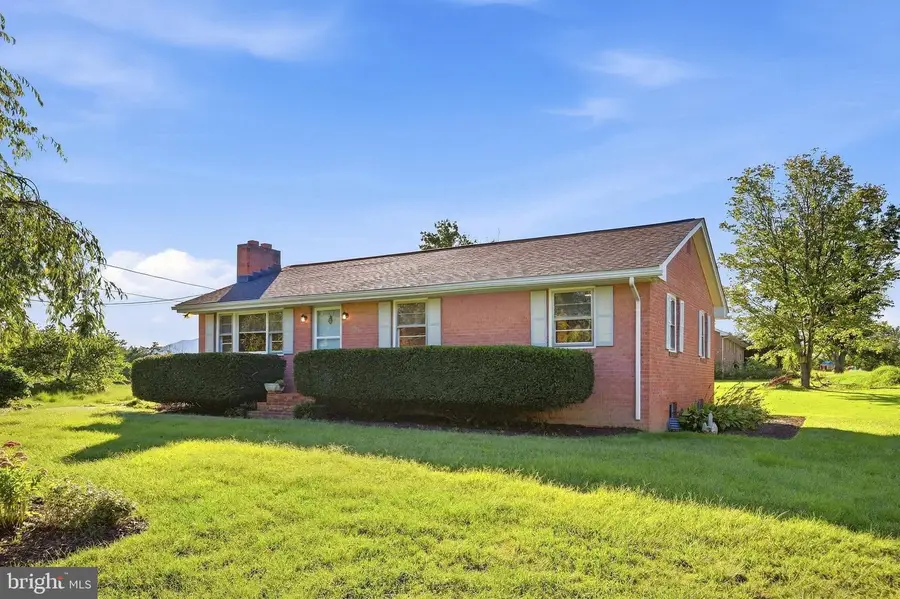306 Poe Dr, Front Royal, VA 22630 - #2