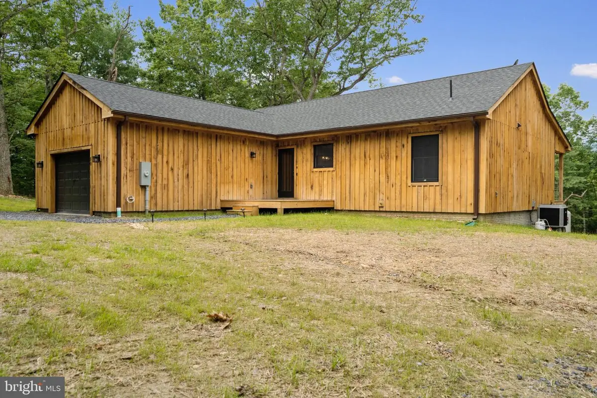 80 River Oak Dr, Bentonville, VA 22610 - #1