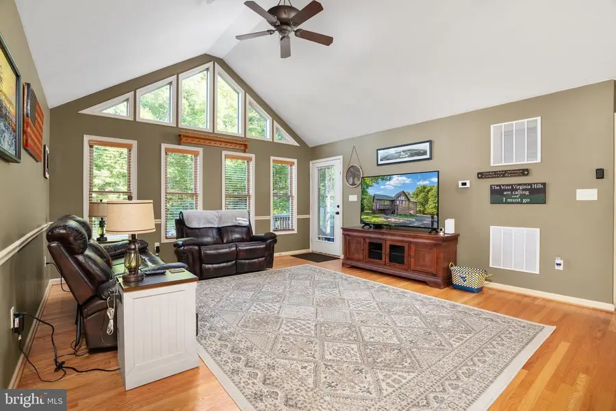 101 Blue Valley Rd, Linden, VA 22642 - #3