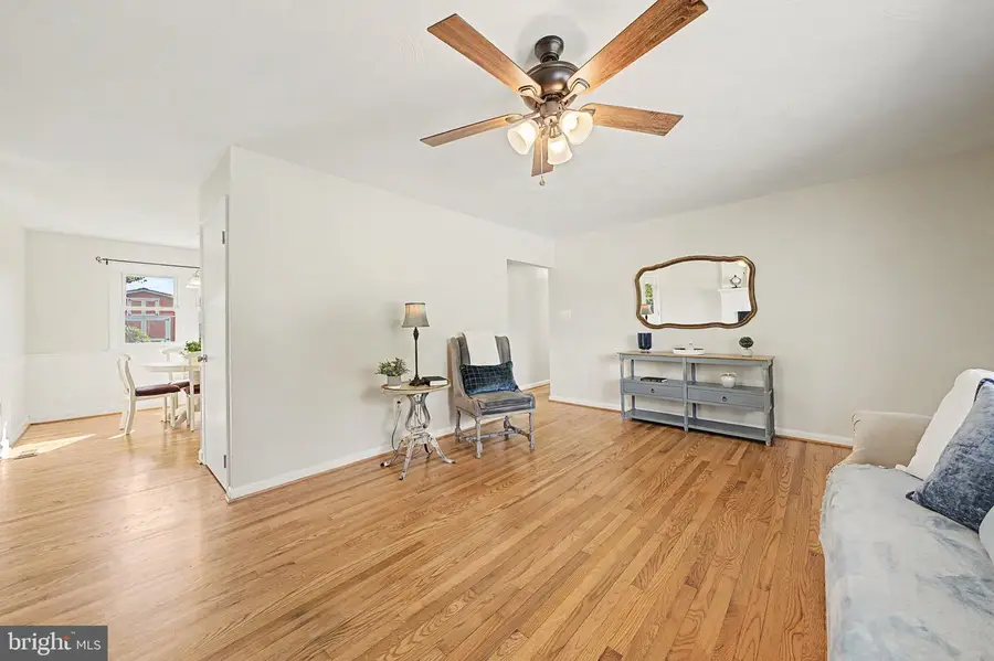 1220 Commonwealth Ave, Front Royal, VA 22630 - #3