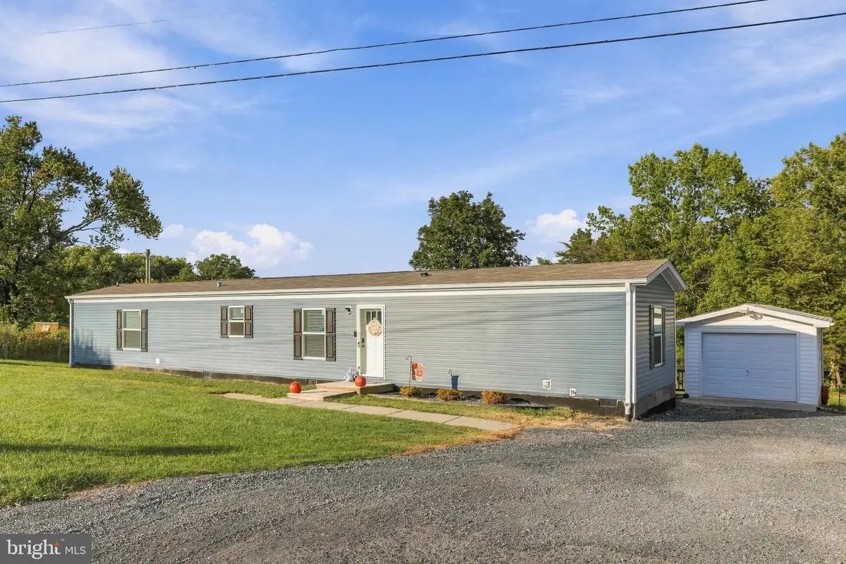 1371 Wakeman Mill Rd, Front Royal, VA 22630 - #1