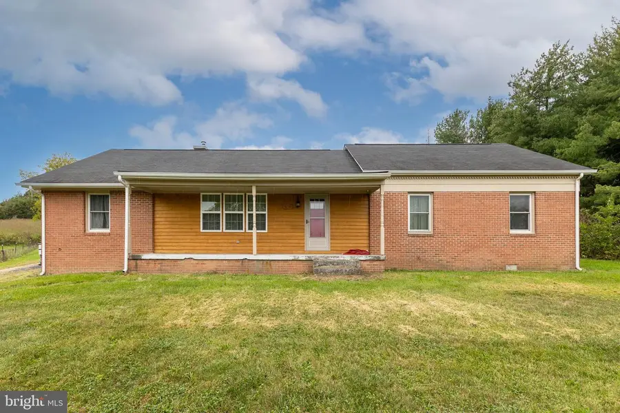 4245 Strasburg Rd, Strasburg, VA 22657 - #3