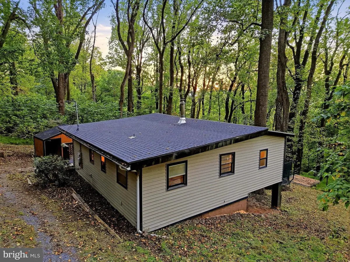 892 Massanutten Mountain Dr, Front Royal, VA 22630 - #1