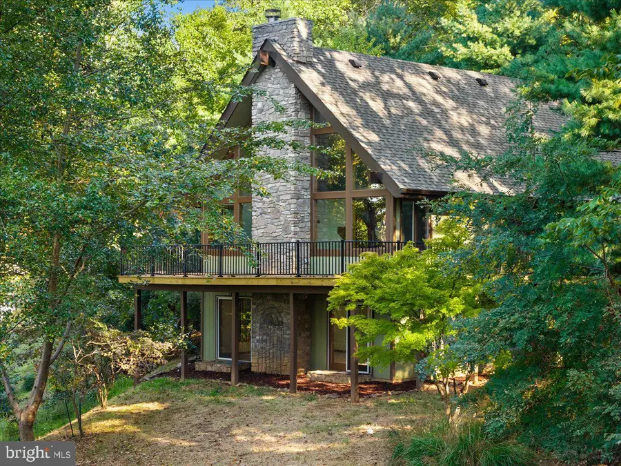 1388 Granny Smith Rd, Linden, VA 22642 - #2