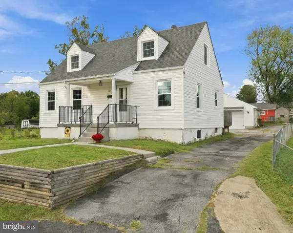 823 W 13th St, FRONT ROYAL, VA 22630