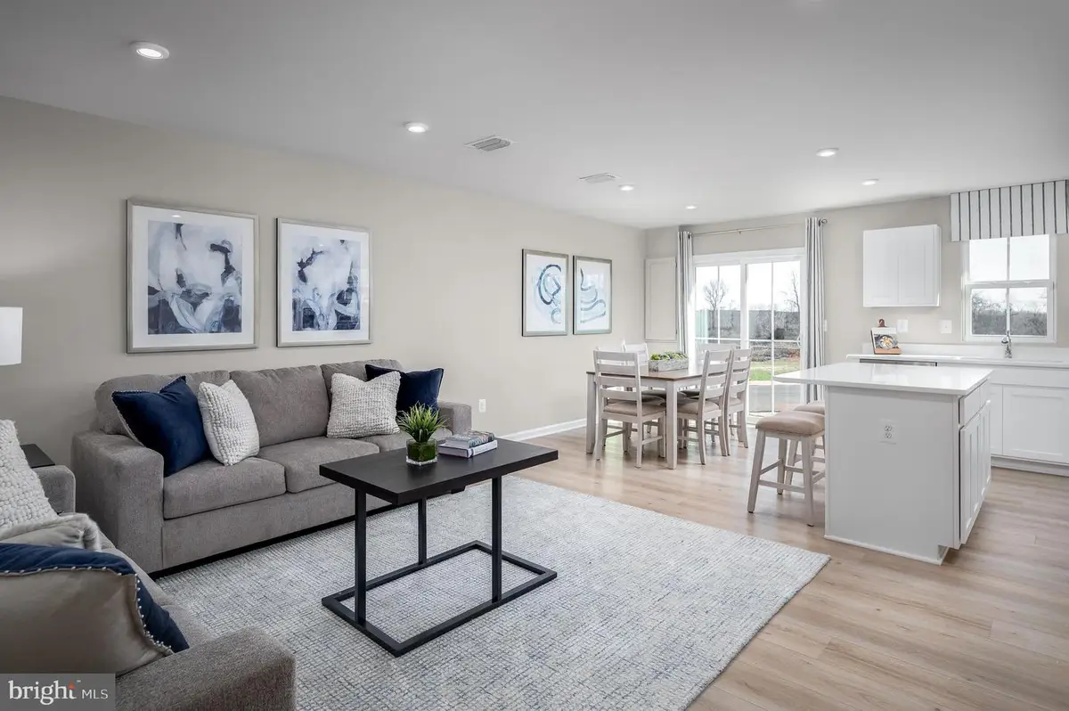 618d Gunnison Dr, Hedgesville, WV 25427 - Image #1