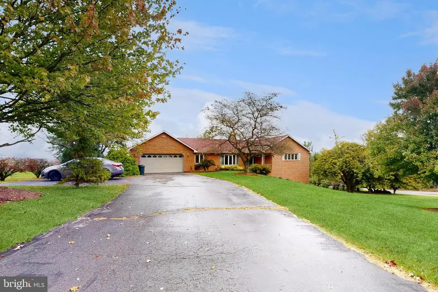 40 Marston Dr, Martinsburg, WV 25403 - #3