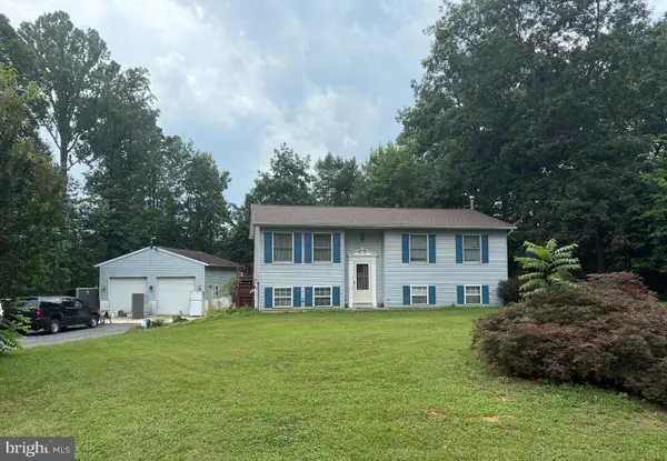 319 Canal Rd, FALLING WATERS, WV 25419