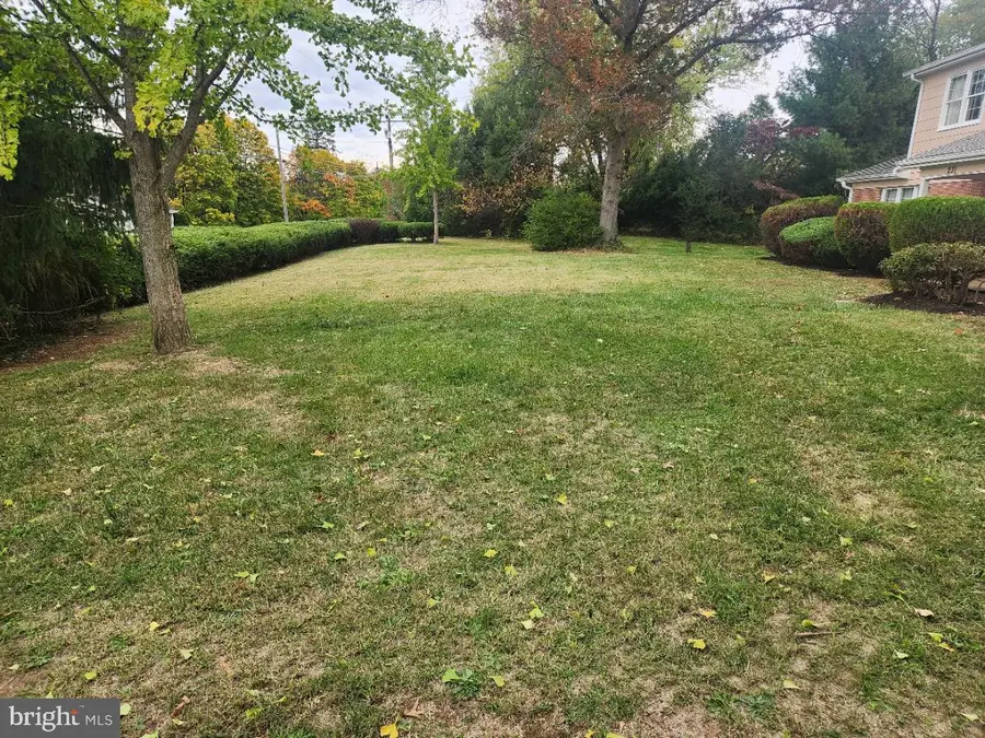 231 Jenny Wren Dr, Martinsburg, WV 25404 - Image #2