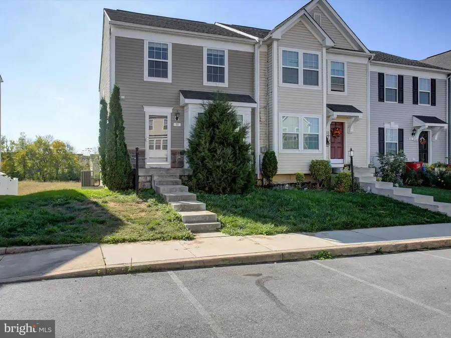 33 Chillingham Ct, Martinsburg, WV 25405 - Image #2