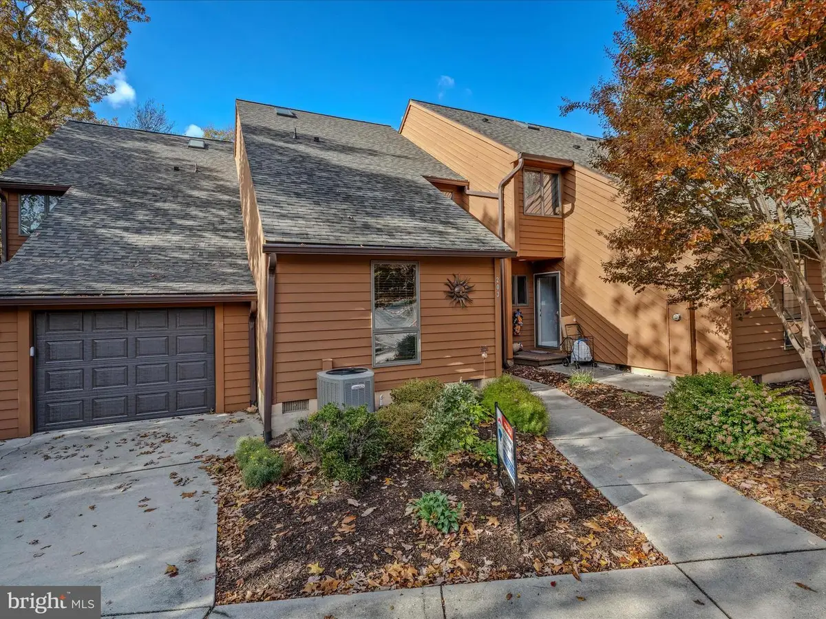 203 Tecumseh Trl, Hedgesville, WV 25427 - Image #1