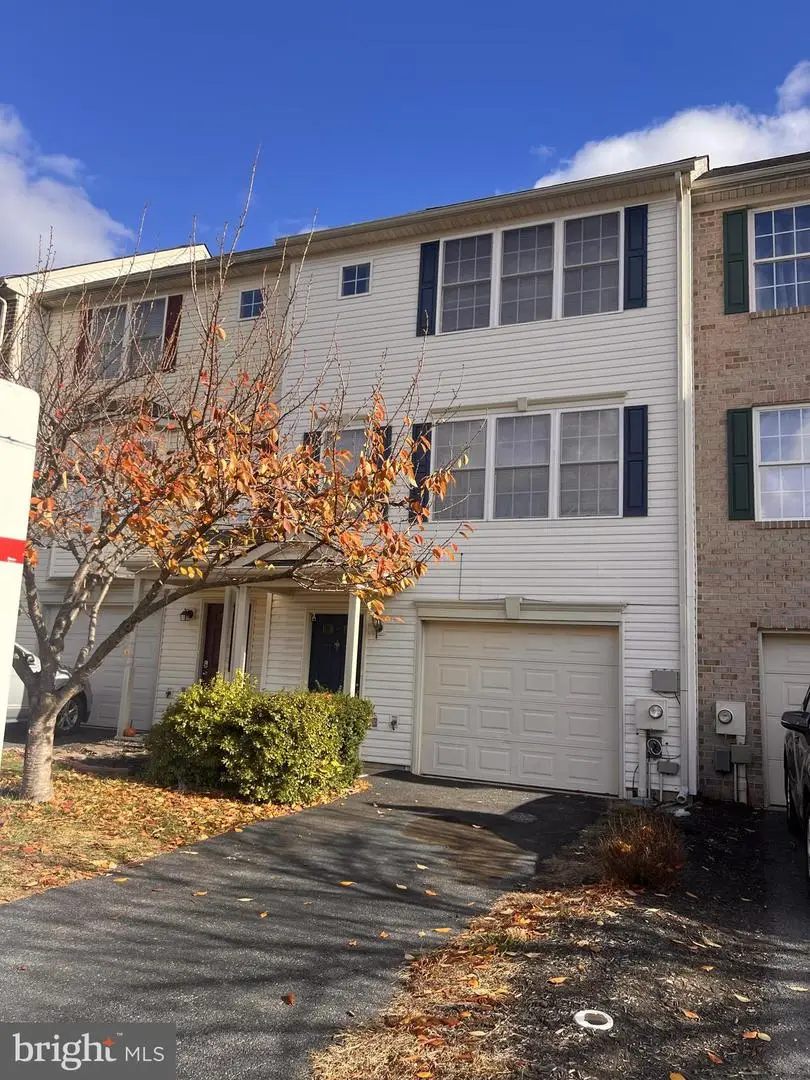 52 Teague Ln, Martinsburg, WV 25404 - Image #1