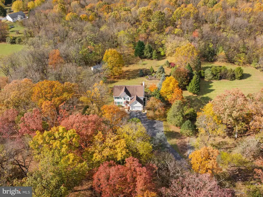 238 Beautiful Ct, Martinsburg, WV 25404 - Image #3