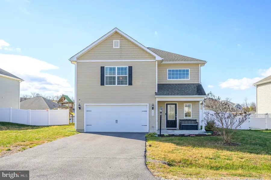 43 Sargent Ln, Martinsburg, WV 25401 - Image #2