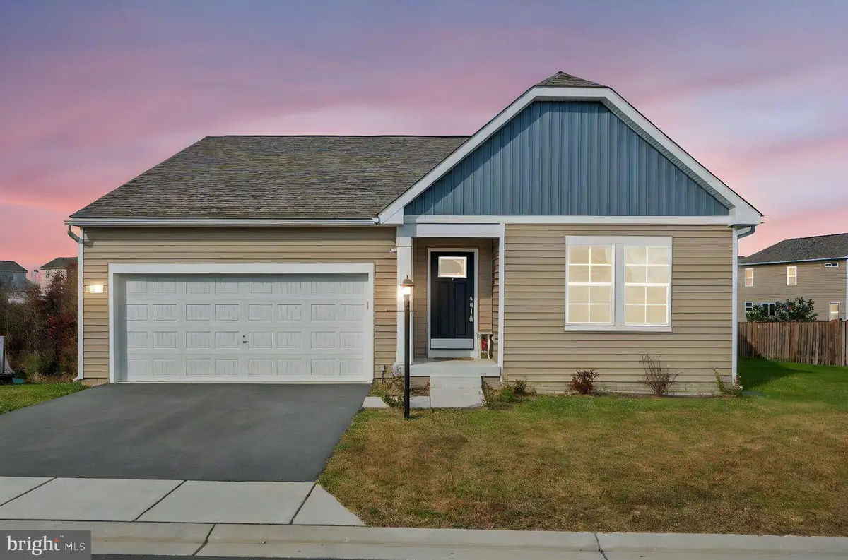 160 Wigeon Ct, Bunker Hill, WV 25413 - Image #1