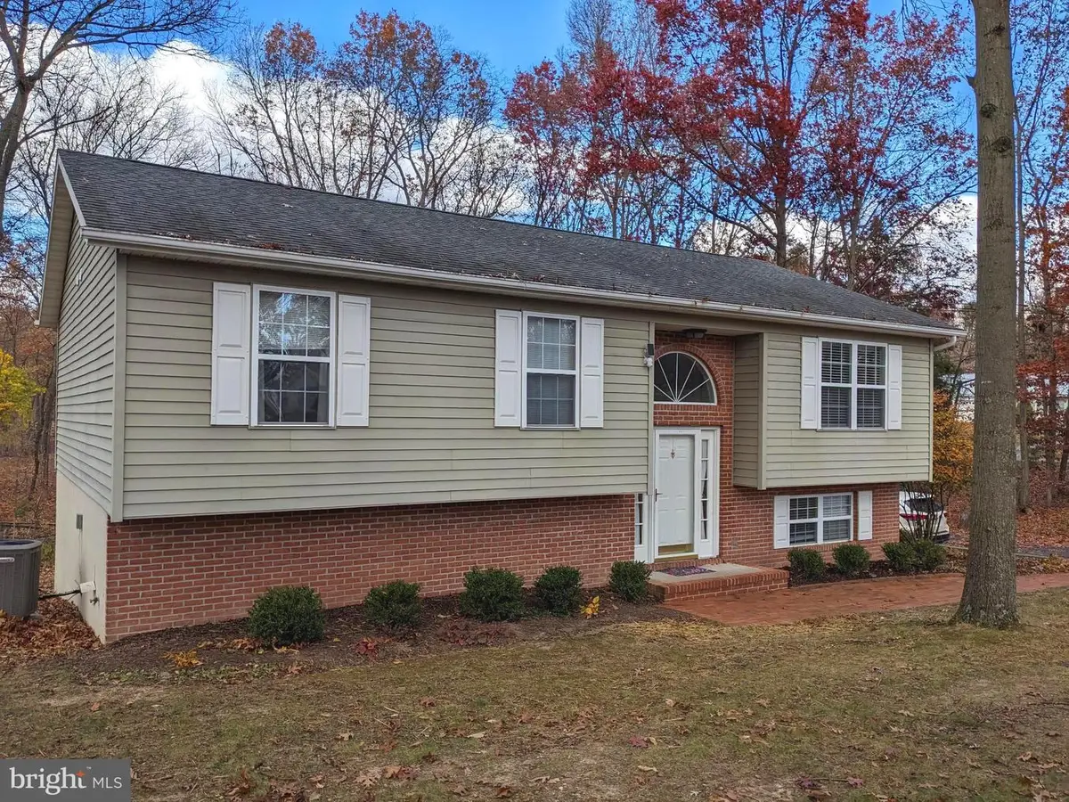 26 Powder Mill Ct, Inwood, WV 25428 - Image #1