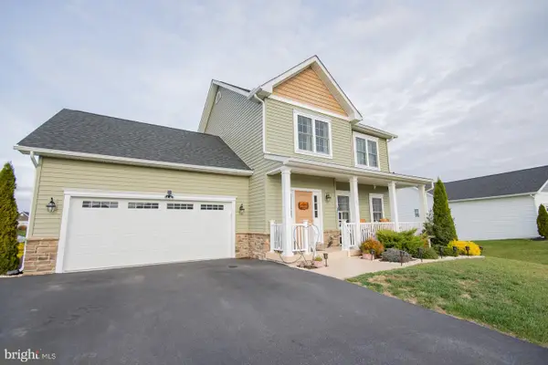 35 Trifecta Trl, MARTINSBURG, WV 25404