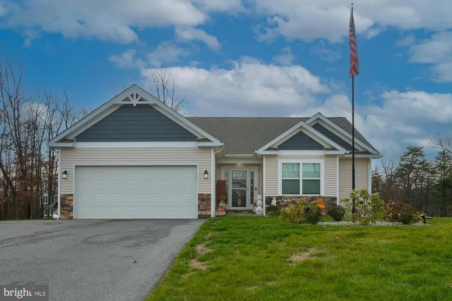 62 Escape Ct, Hedgesville, WV 25427 - Image #3