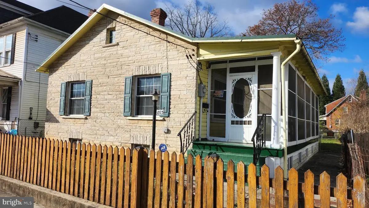 803 New York Ave, Martinsburg, WV 25401 - Image #1