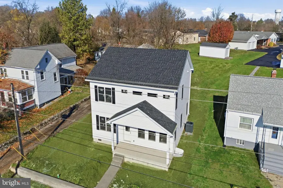 819 E Moler Ave, Martinsburg, WV 25401 - Image #3