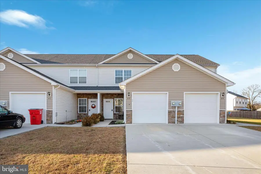 45 Beaulah Ct, Bunker Hill, WV 25413 - Image #2