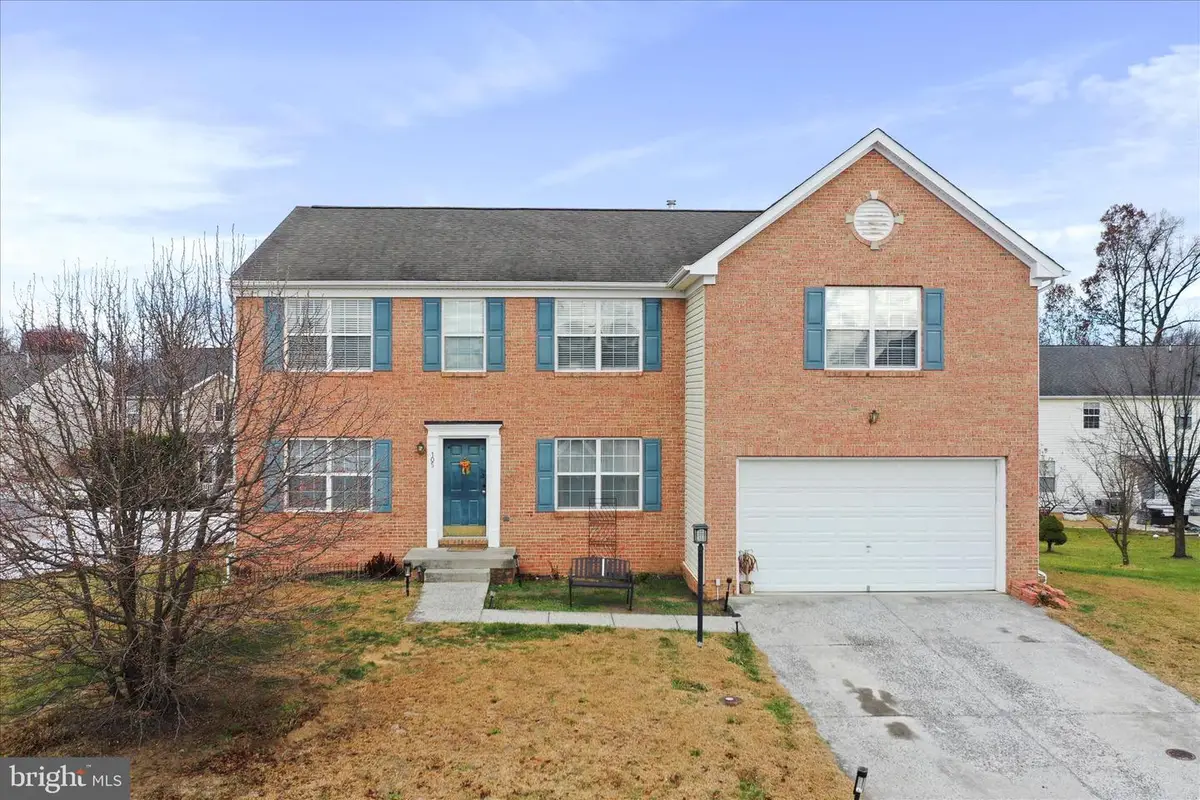 105 Chardin Ct, Martinsburg, WV 25403 - Image #1