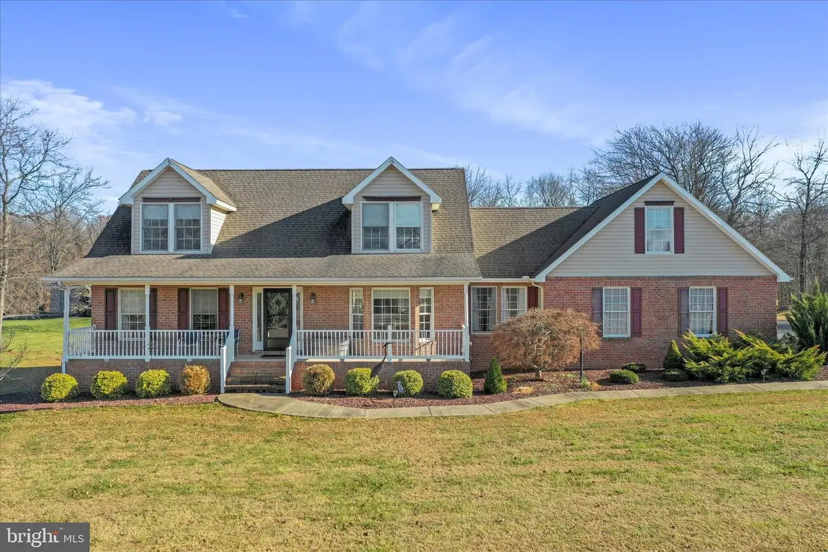 27 Blessing Ln, Martinsburg, WV 25403 - Image #1