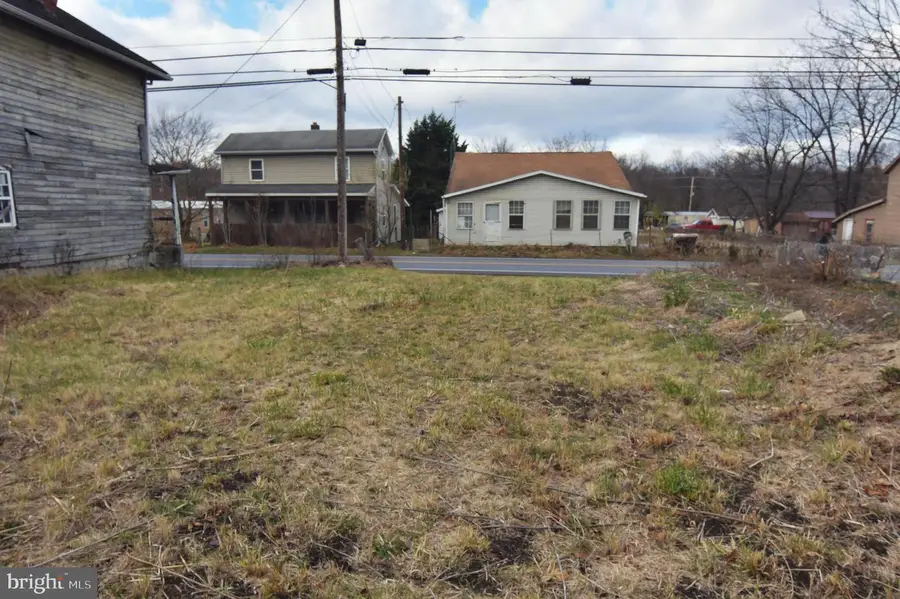 3094 Williamsport Pike, Falling Waters, WV 25419 - Image #2