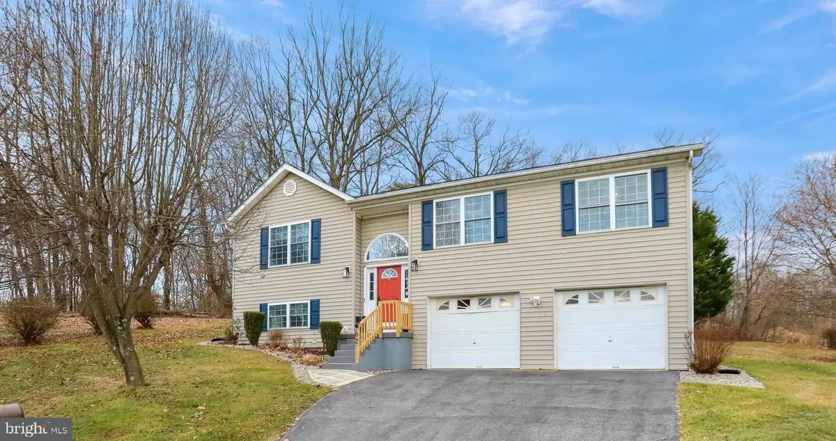 62 Jupiter Ct, Martinsburg, WV 25404 - Image #1