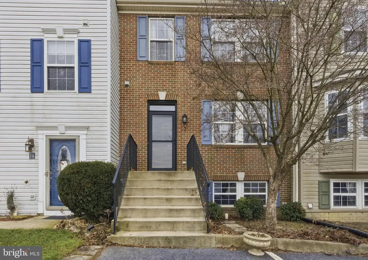 12 Thornberry Dr, Martinsburg, WV 25403 - Image #1