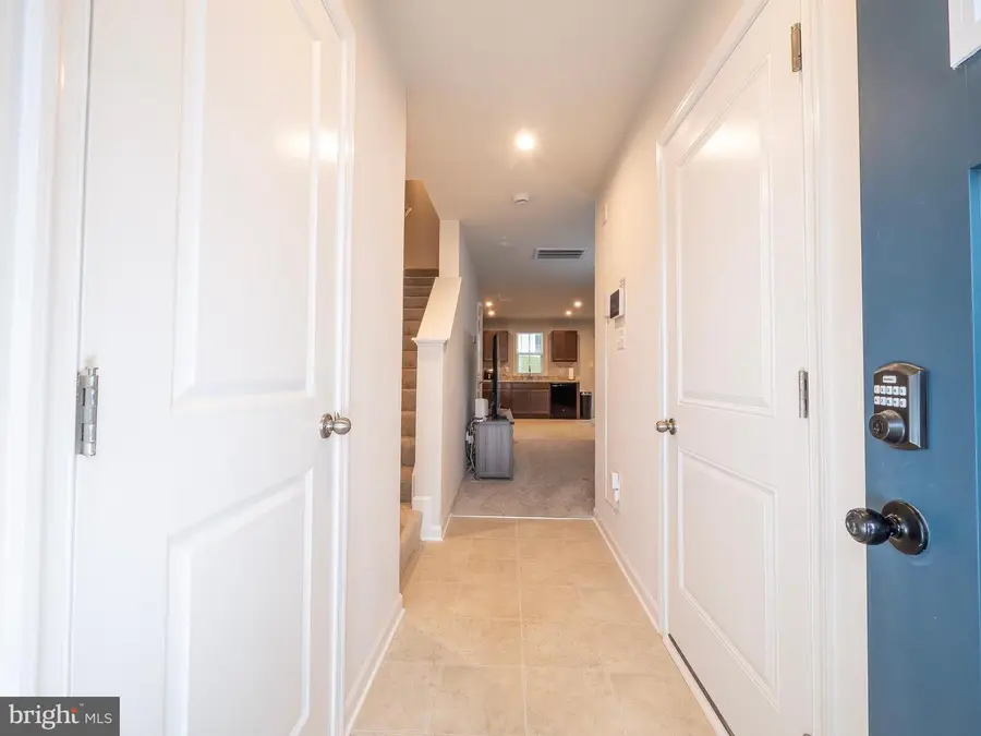 35 Calais Pl, Hedgesville, WV 25427 - Image #2