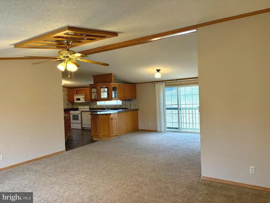 51 Riner Ln, Hedgesville, WV 25427 - Image #2