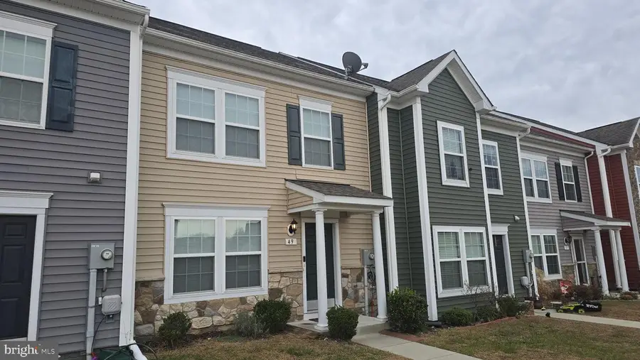 49 Darien Dr, Bunker Hill, WV 25413 - Image #2