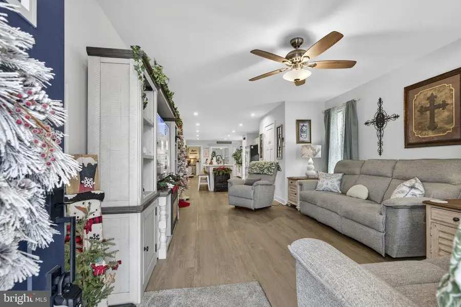 103 Bibury St, Martinsburg, WV 25405 - Image #2