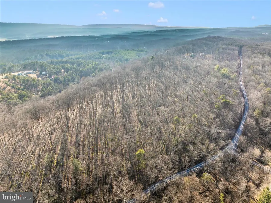 Jermikey Court, Hedgesville, WV 25427 - Image #3