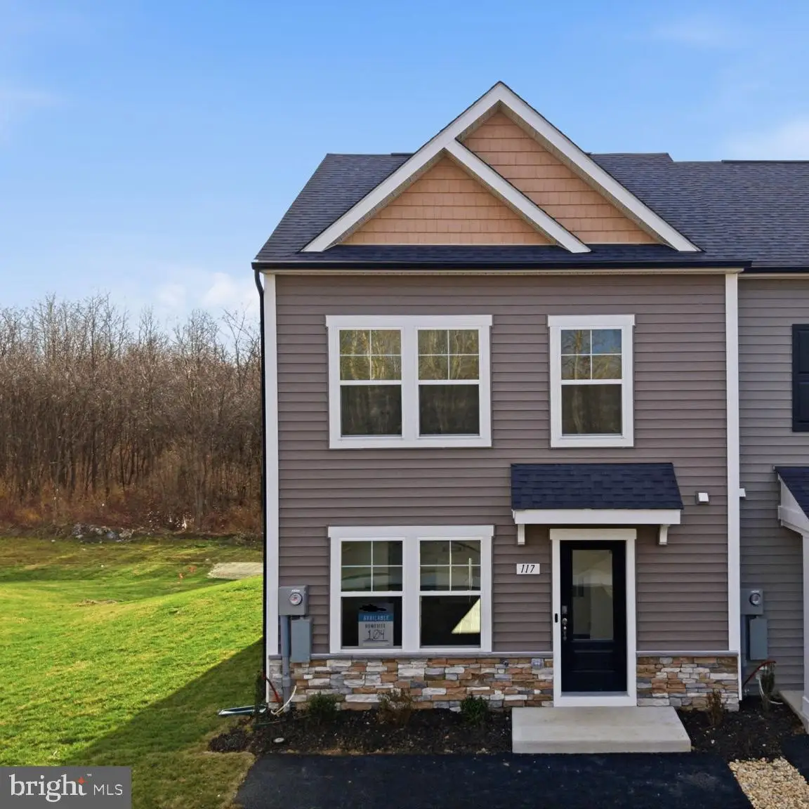 117 Courthouse Dr, Martinsburg, WV 25404 - Image #1