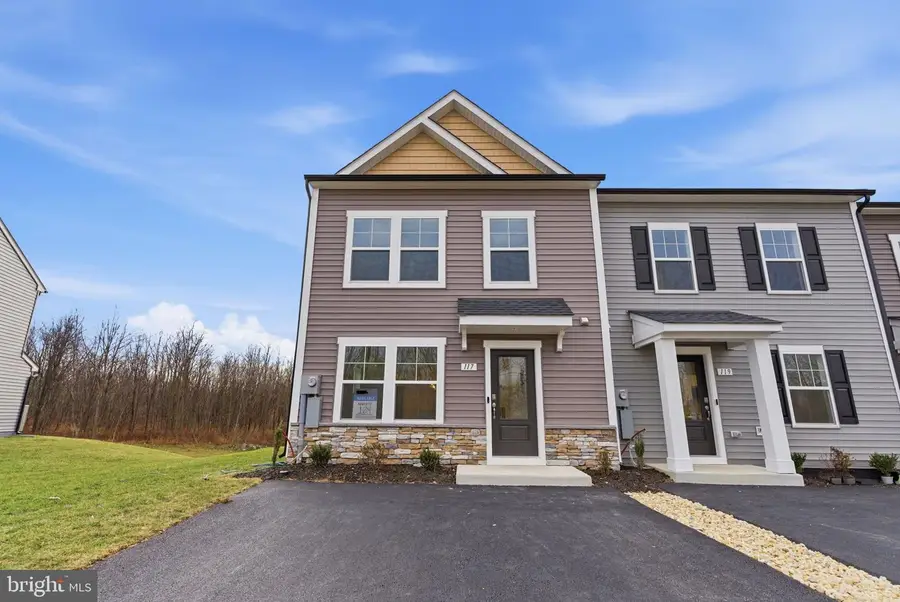 117 Courthouse Dr, Martinsburg, WV 25404 - Image #2
