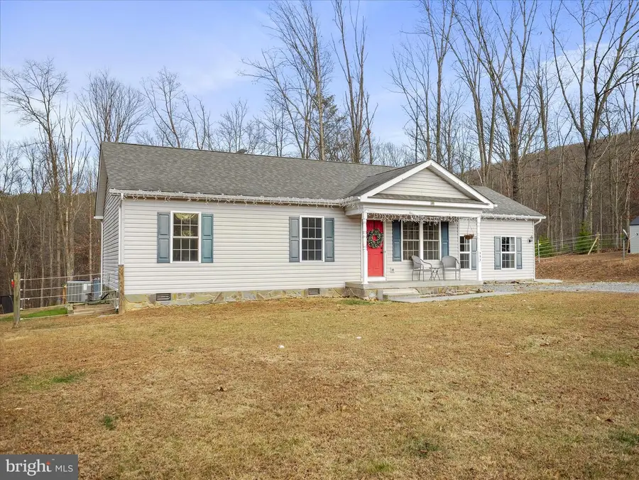 132 Sacred Maple Dr, Gerrardstown, WV 25420 - Image #3