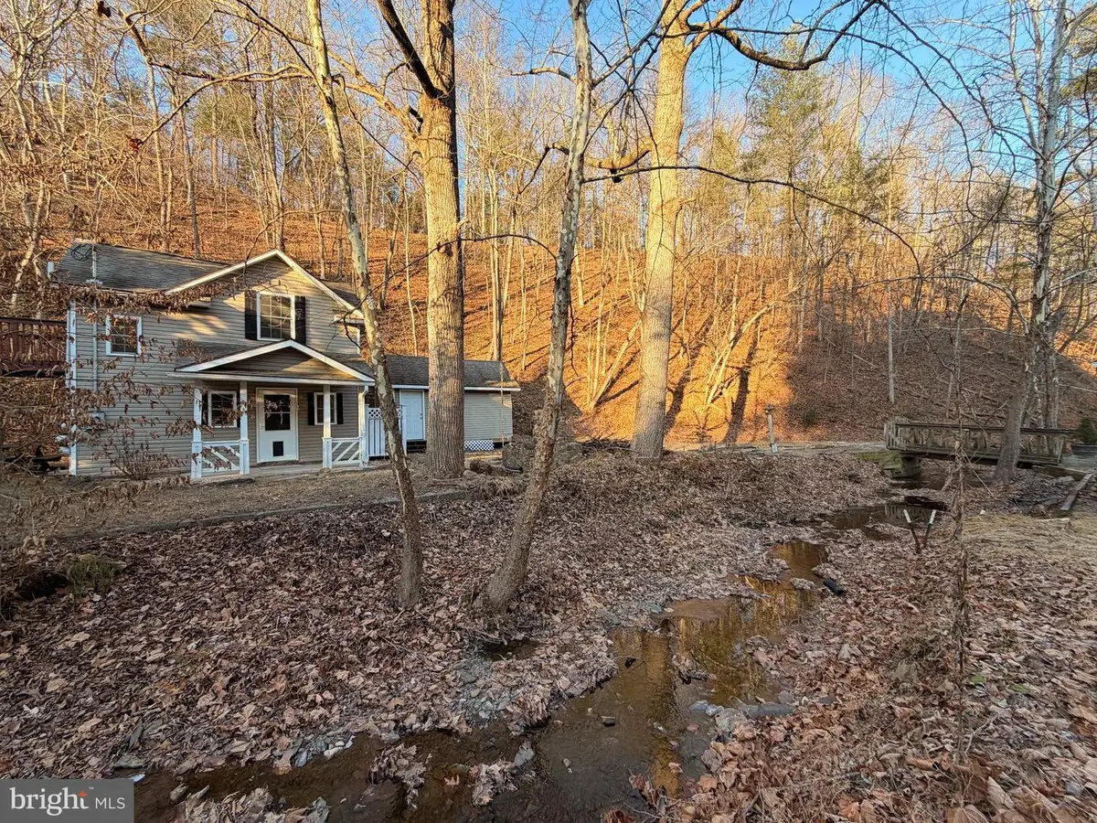 3729 Buck Hill Rd, Hedgesville, WV 25427 - Image #1