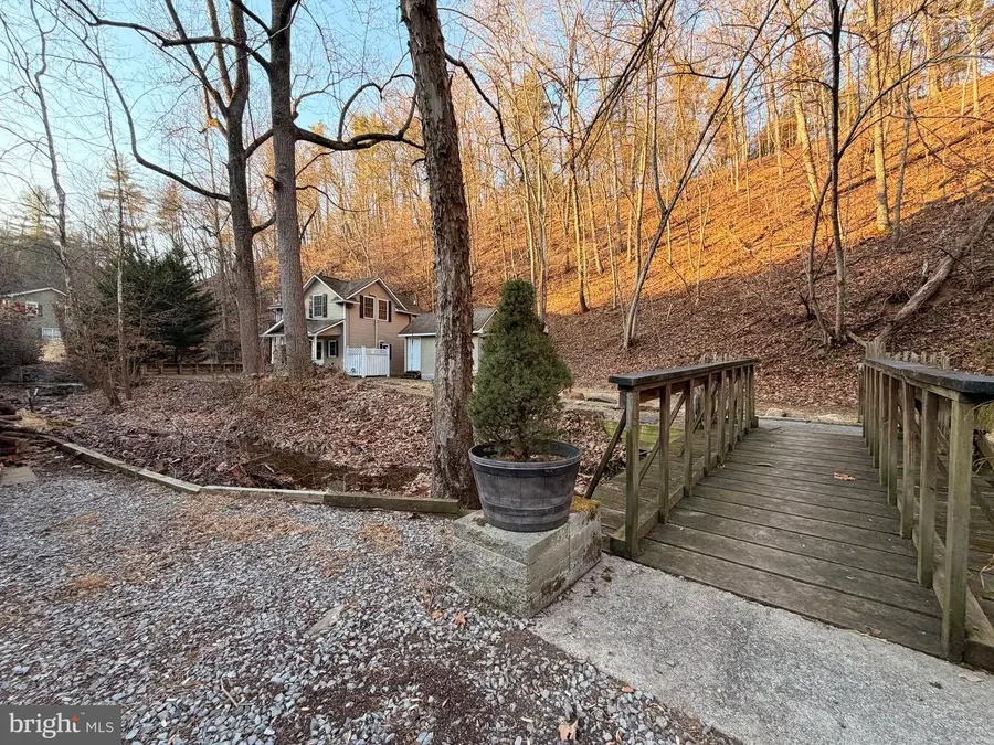 3729 Buck Hill Rd, Hedgesville, WV 25427 - Image #2