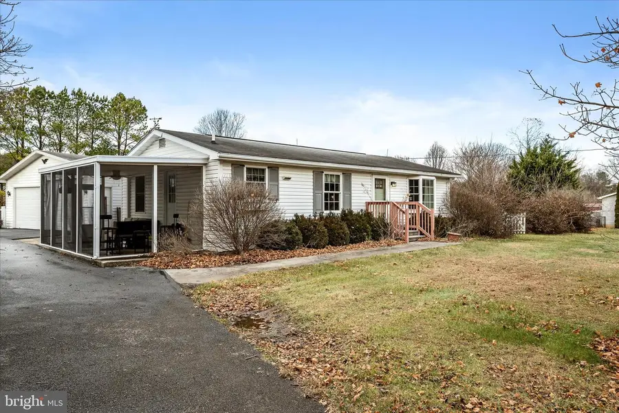 1947 Greensburg Rd, Martinsburg, WV 25404 - Image #3