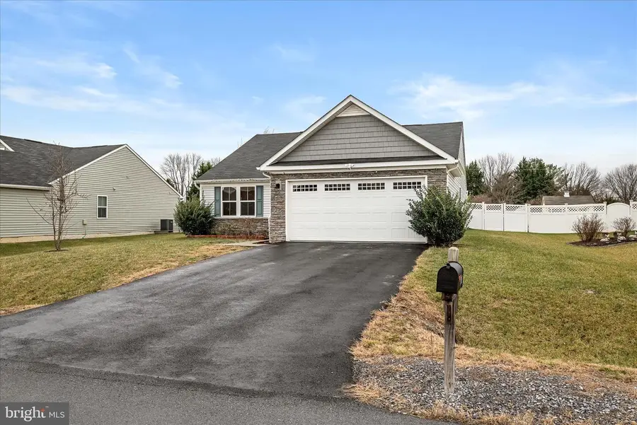 746 Switchgrass Ct, Bunker Hill, WV 25413 - Image #2