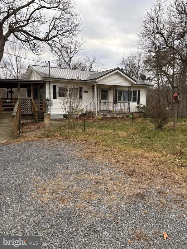 2385 Allensville Rd, HEDGESVILLE, WV 25427